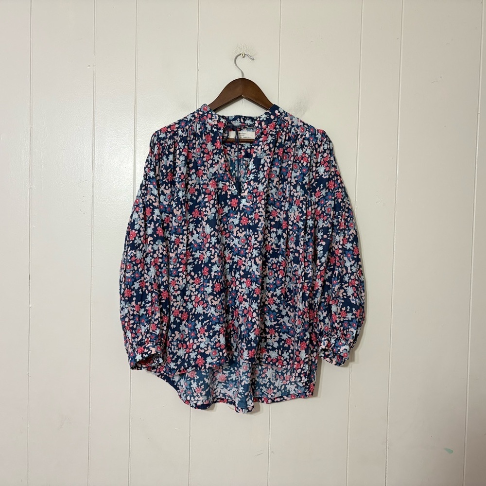 Trovata Birds of Paradise Floral Blouse Medium Boho Peasant Top Blue Pink